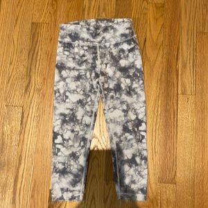 Athleta girl tie dye Capri leggings